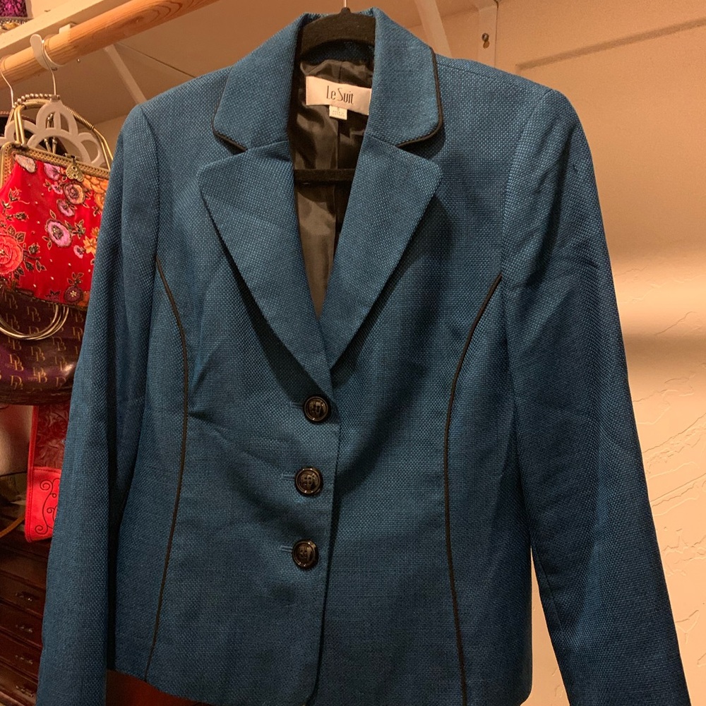 2 PC Business Skirt Suit